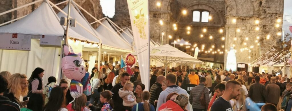 Bela Nedeja u Kastvu od 4. do 6. listopada! Tradicionalni ‘samanj’ u čast mladog vina započinje u subotu, a završava u ponedjeljak