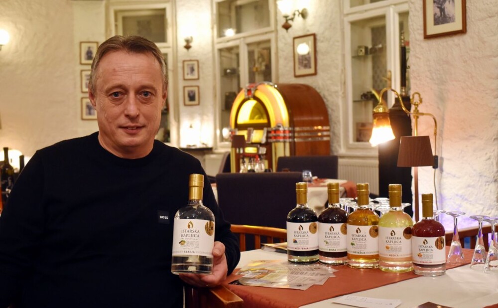 Degustacija hrvatskih vina i domaćih jela tijekom eno-gastro događanja Vino uz žlicu u Bistrou Fotić.