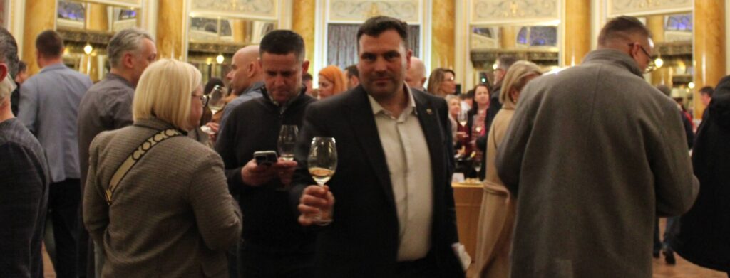 En Primeur Istre i Kvarnera: 64 vinarije predstavile su mlada vina i lijepu knjižicu Malvazija: Povijest i kultura Istre