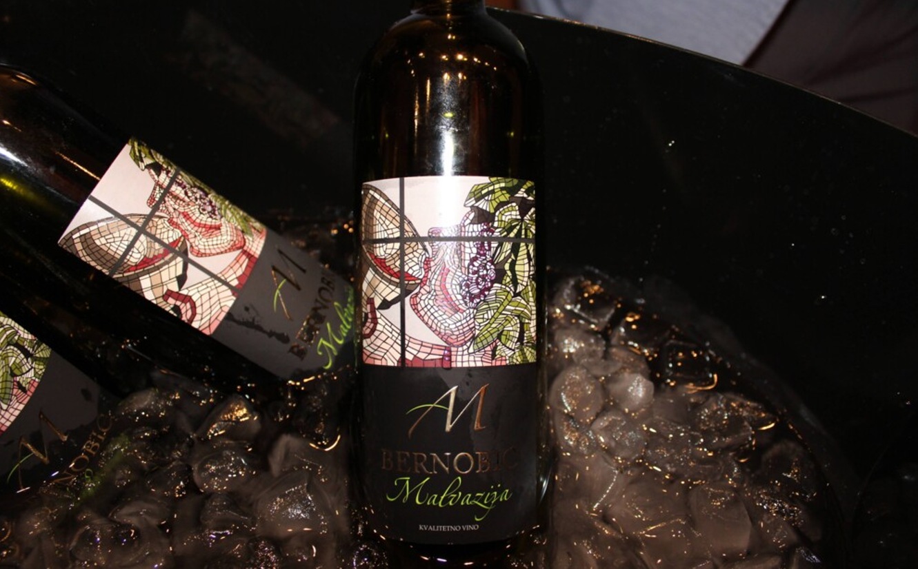 Tasting of Malvazija Istarska and Žlahtina at the presentation of wines of Istria and Kvarner.