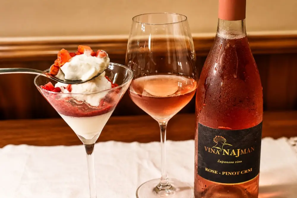 Najman Rosé Pinot crni semi-sweet
