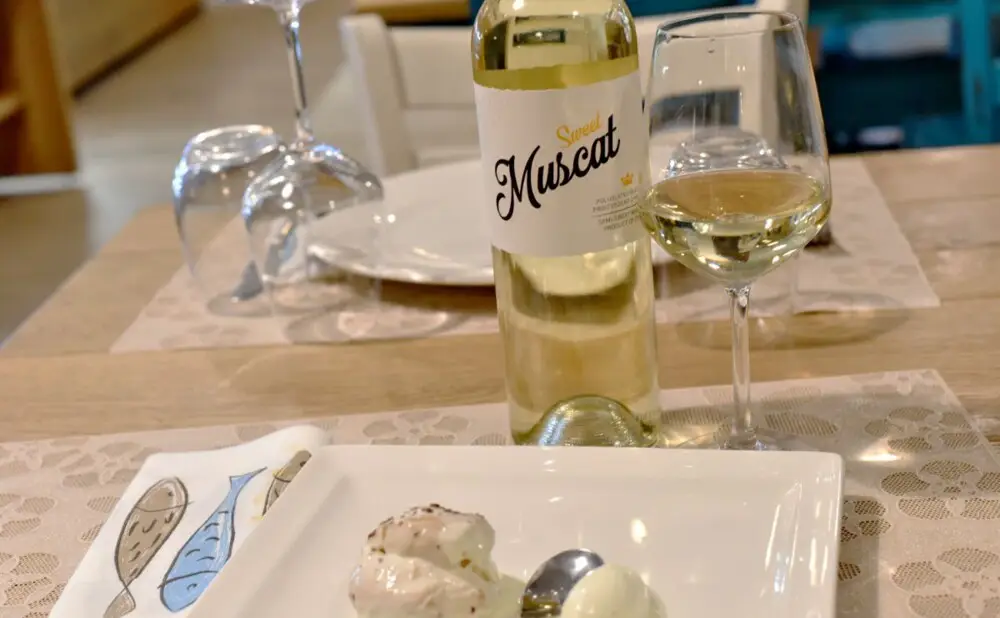 A chocolate profiterole was served with olive-oil ice cream from the Valle Losca Gelato brand.