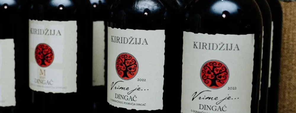 Nema mirovine, radit ću vina dok Hajduk ne postane prvak, obećao je Vedran Kiridžija predstavljajući Dingač ‘Vrime je…’
