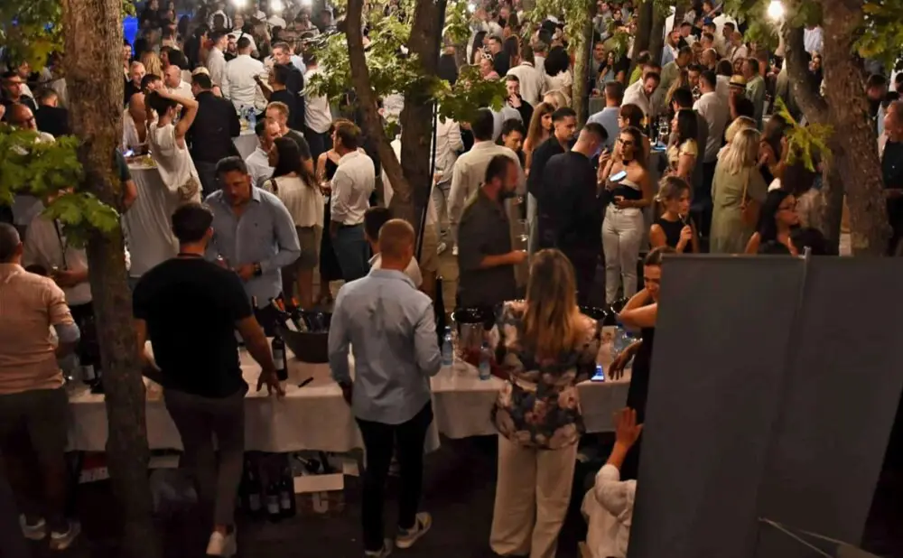 BLAŽ Enology brought together Herzegovinian winemakers, sommeliers and wine lovers at an eno-gastro event.