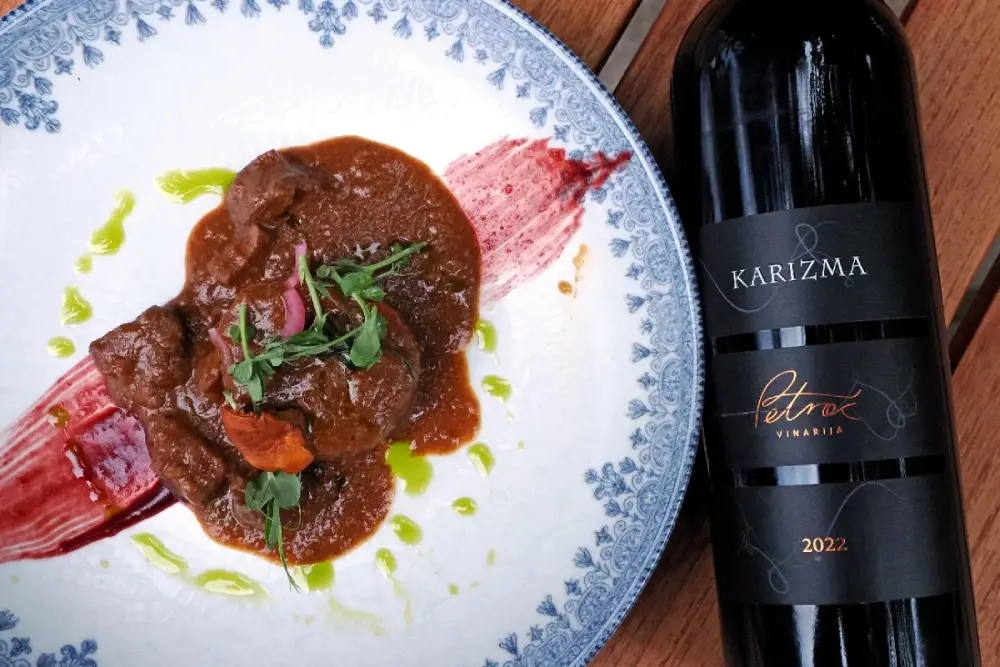 Petrač Karizma and game goulash