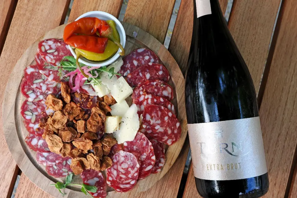 Samobor through flavours and wines: the 33rd ‘Vino uz Žlicu’ at restaurant Pri Staroj Vuri